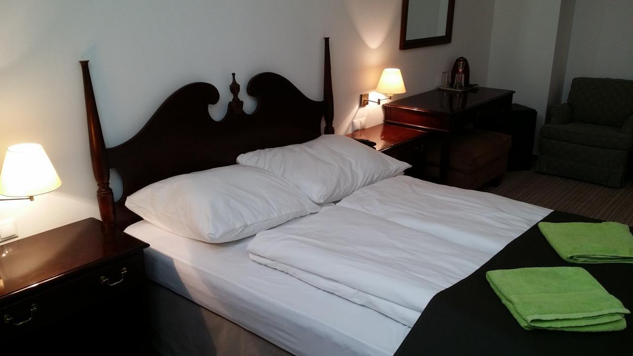 Opera Loft Rooms And Apartments Budapest Luaran gambar