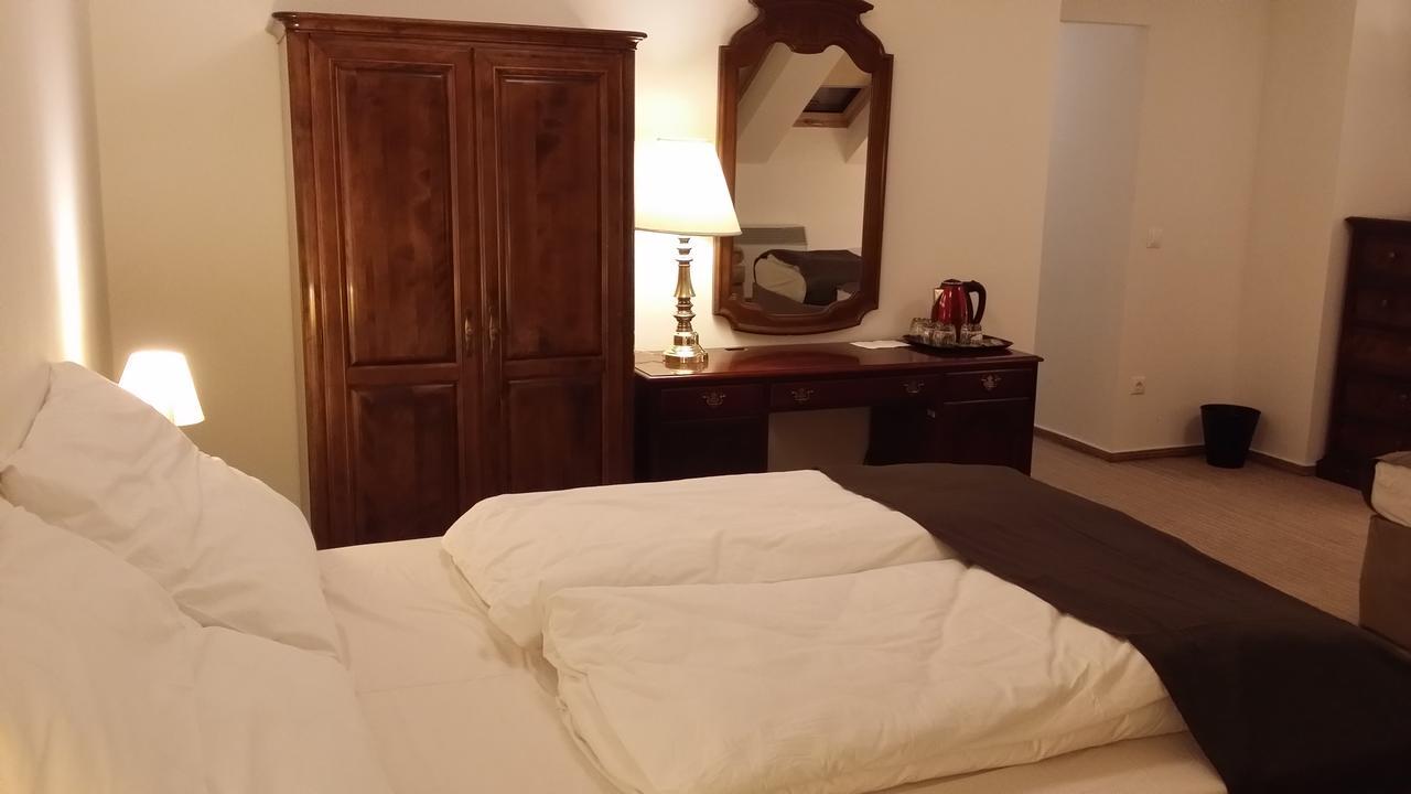 Opera Loft Rooms And Apartments Budapest Luaran gambar