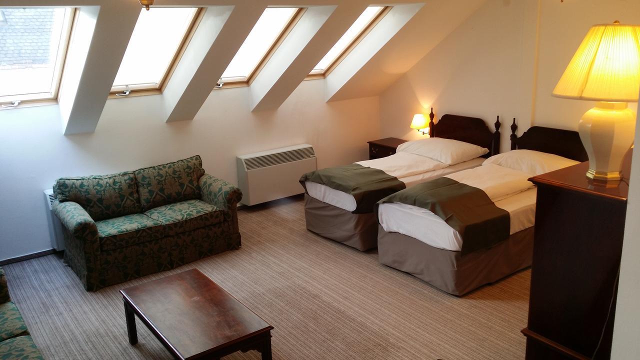 Opera Loft Rooms And Apartments Budapest Luaran gambar